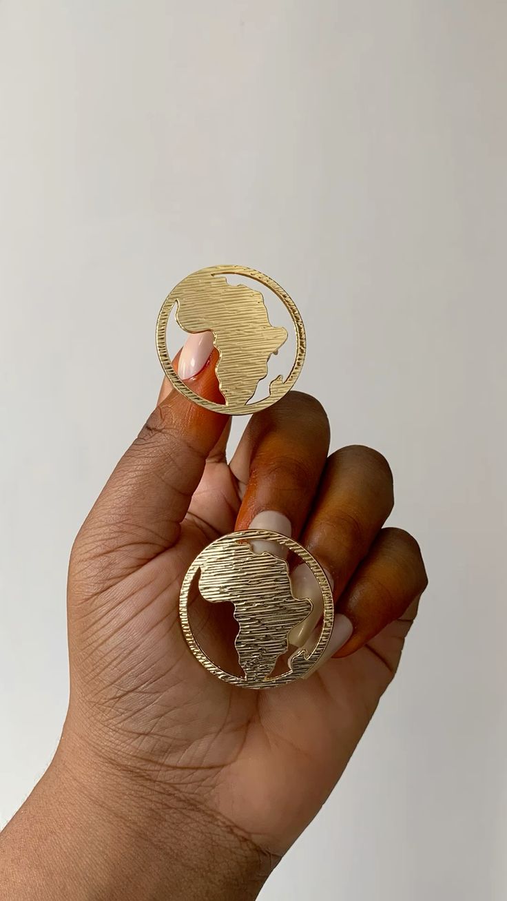 Boucles d’oreilles -bague -"Héritage d'Afrique" – Éclat Doré & Design Texturé
