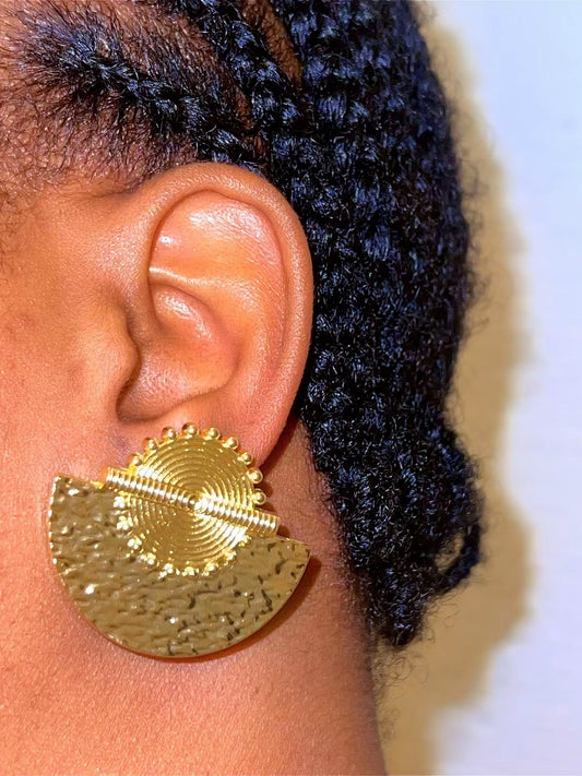 Boucles d’oreilles - bague ethnique -   "Demi Lune " – Finition Or